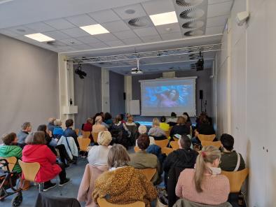 Der Film Rose in der Stadtbibliothek Viersen.